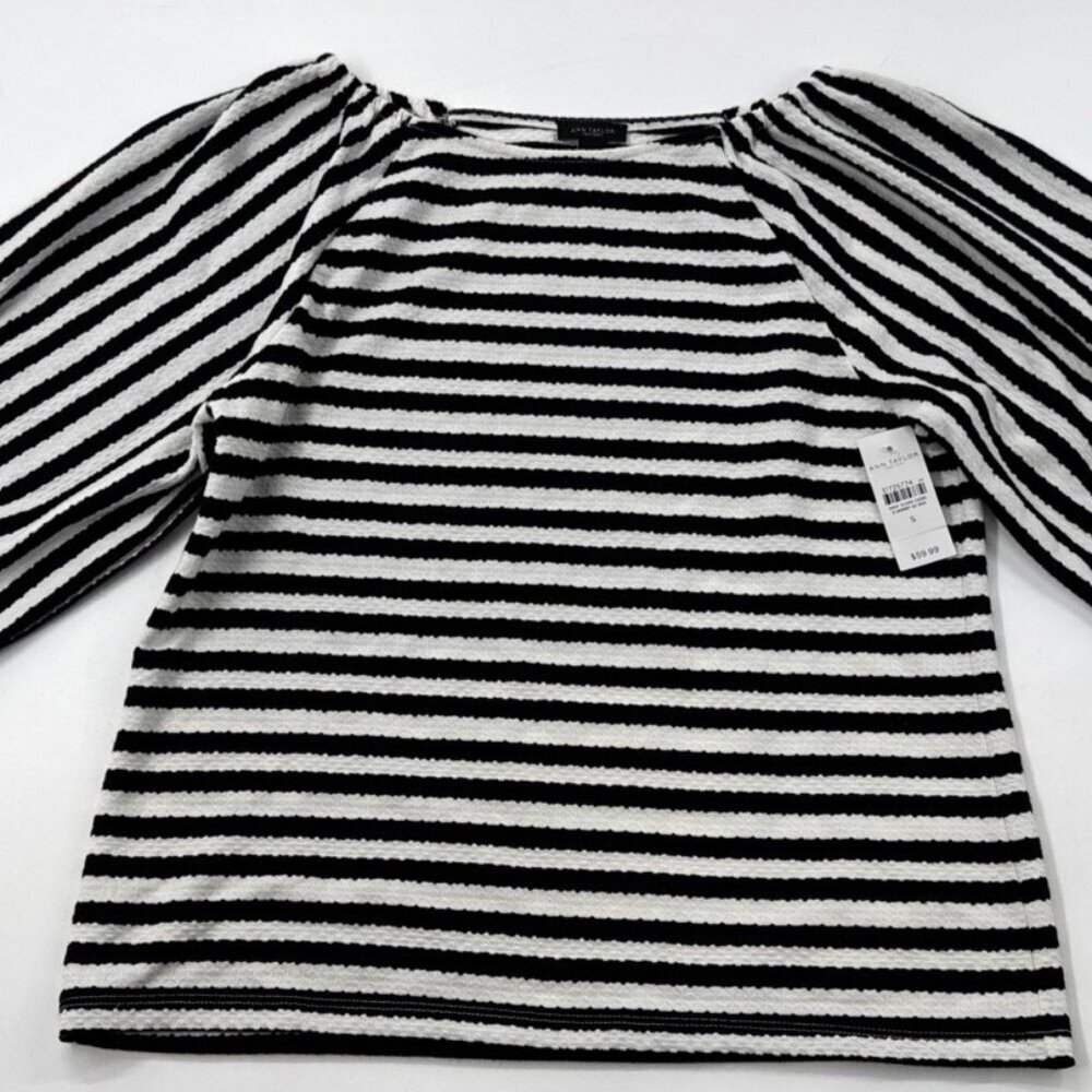 Ann Taylor Blouse Womens Small Black White Striped Top 3/4 Balloon Sleeve NEW